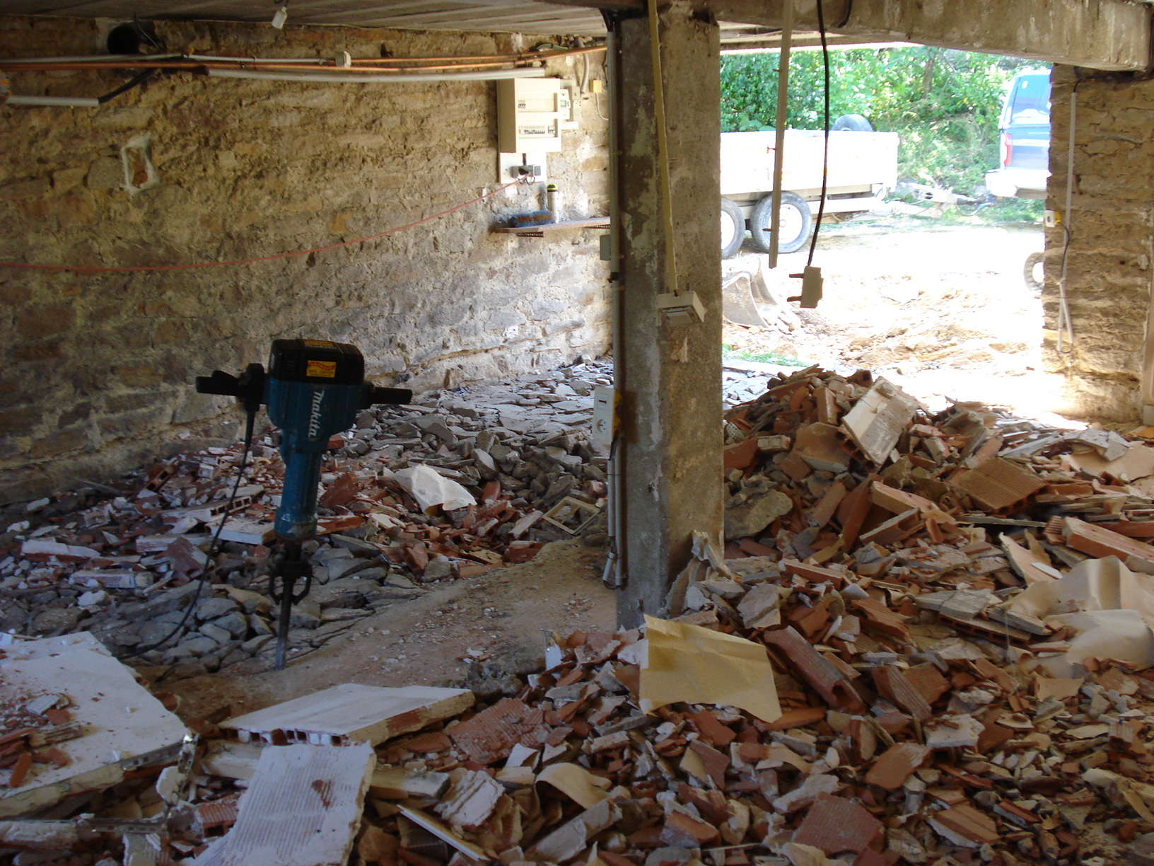 Démolition à Lusigny-sur-Ouche